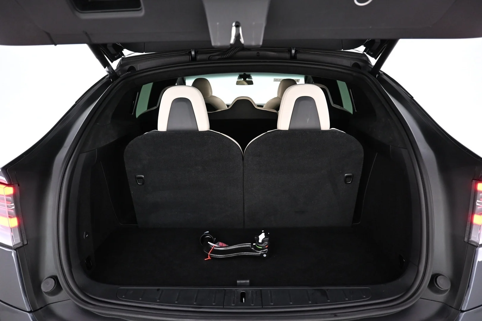 Car Image - 1dO5lgdgEdCo8vQSD7i7A0