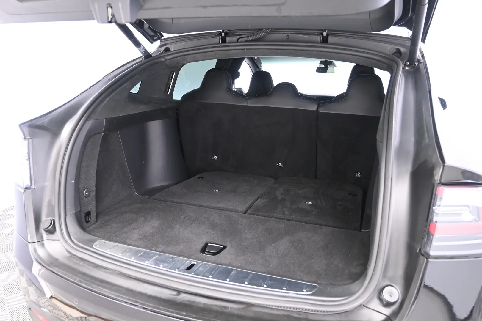 Car Image - 18GjVdIsuCtZ6EjL3hJvTT