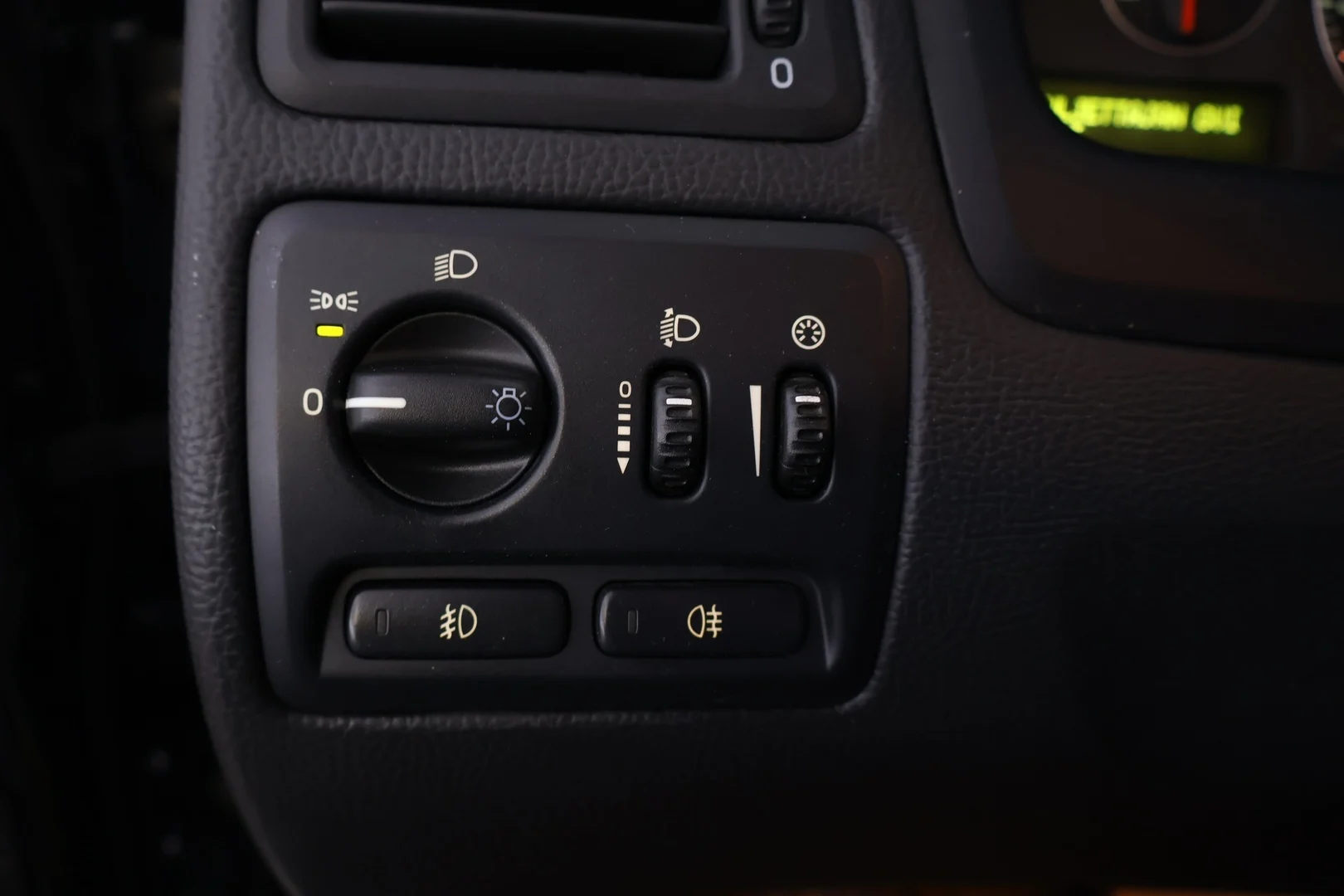 Car Image - 40DGgjjuzkiaUE26r2s2t5