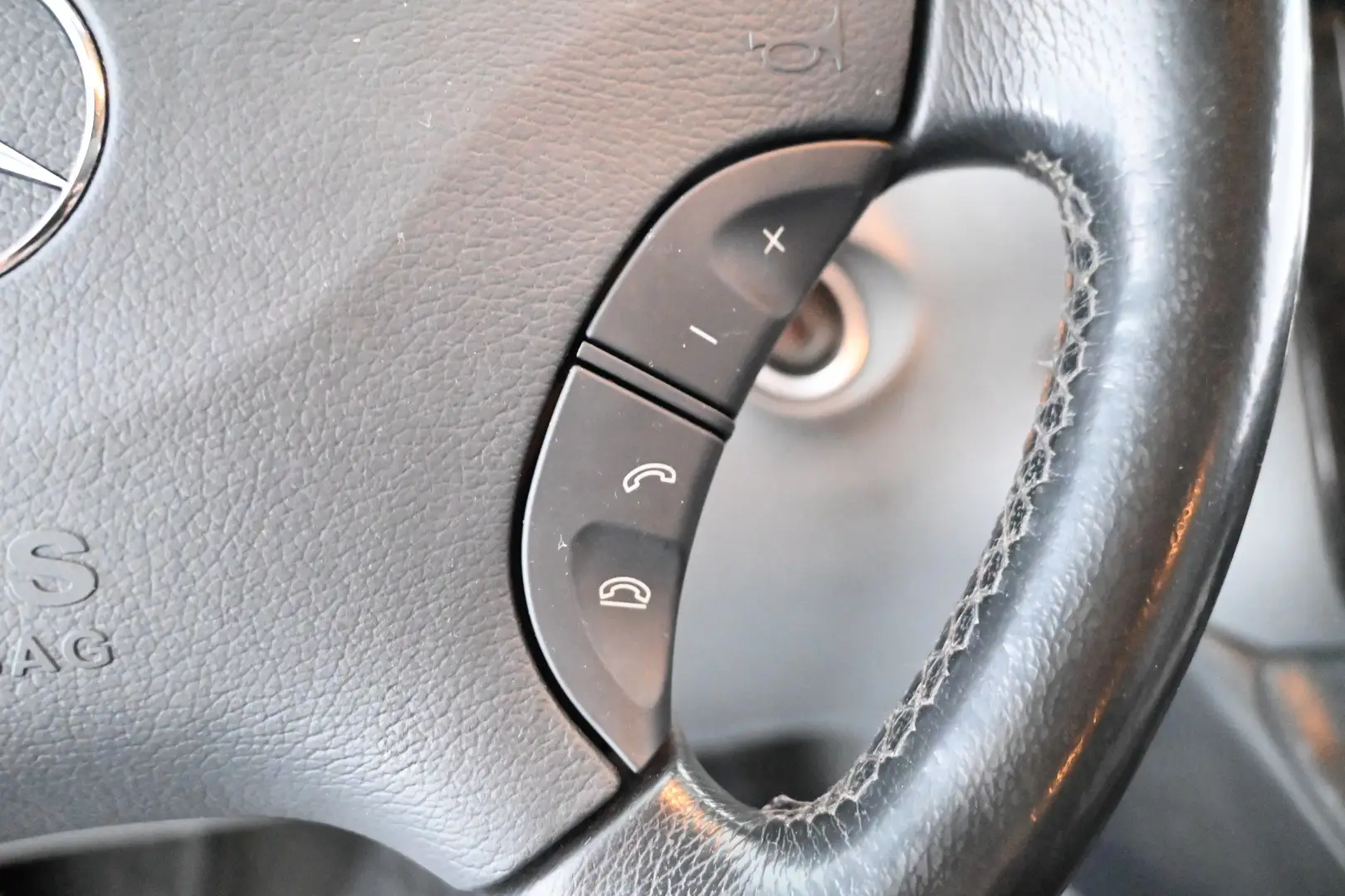 Car Image - 7DhOgUiMj15NMxEpeNlcWp