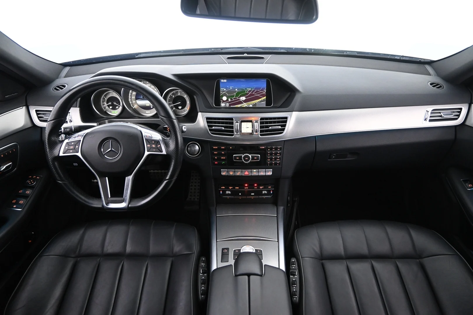 Car Image - 1dSzqDHlSUzuIUhMQIHyUO