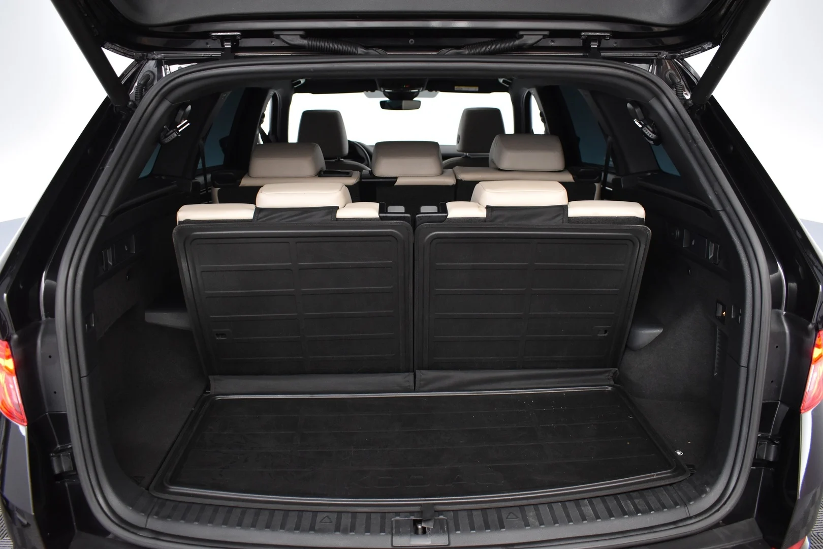 Car Image - 5AtEg9Z5qdVN4CTbmHQkJs