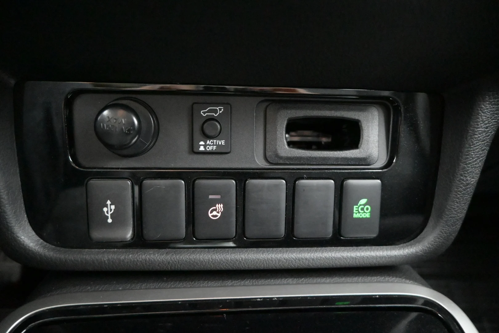 Car Image - rX3z3hcYitOiQQ46EixyI