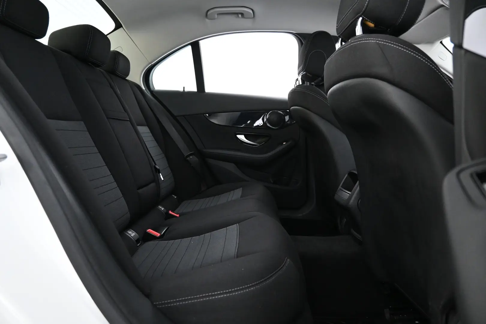 Car Image - 5j41GQu0XAtiKu8MjGRNON