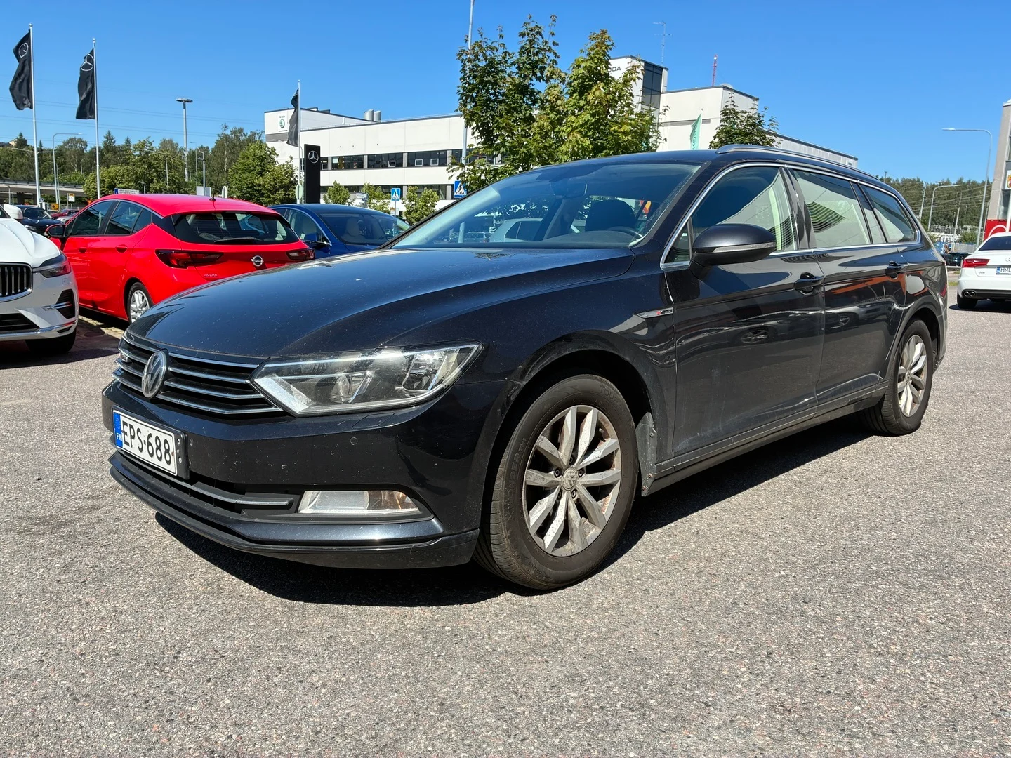 Car Image - 580qTQSA8WGdoVld9QSxGN