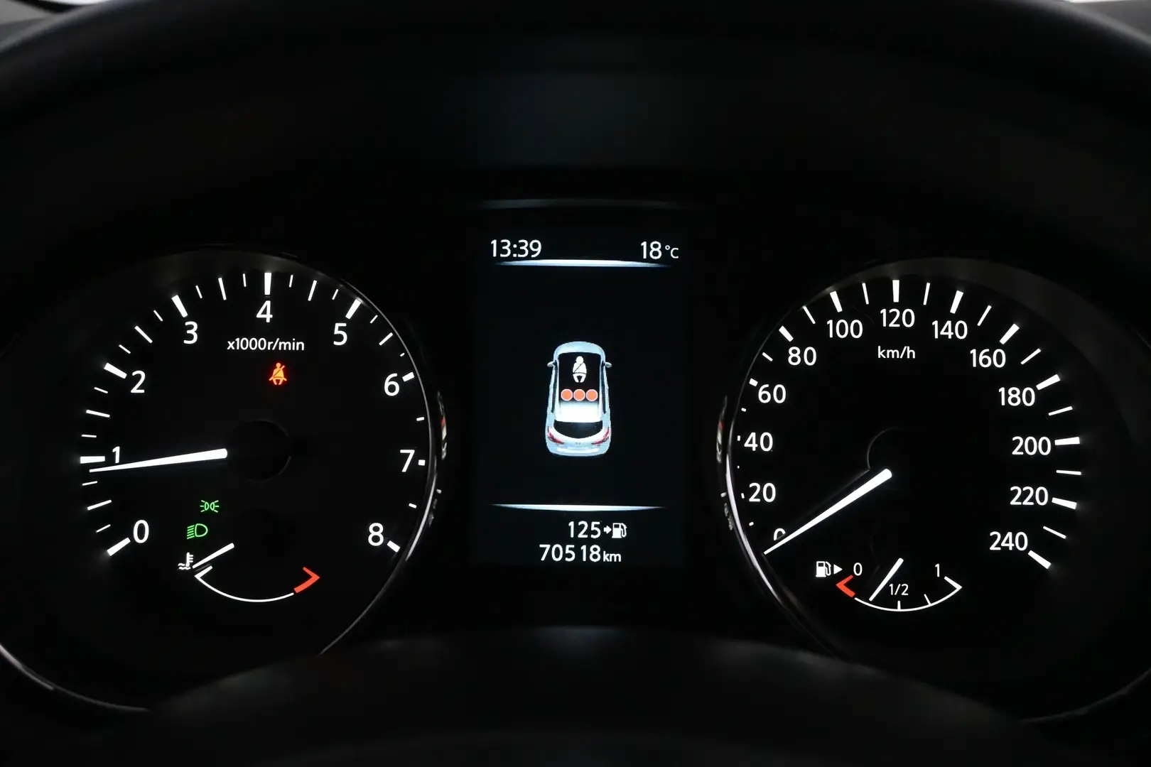 Car Image - 1jqjKhtNFGI14L1zQSkUw9