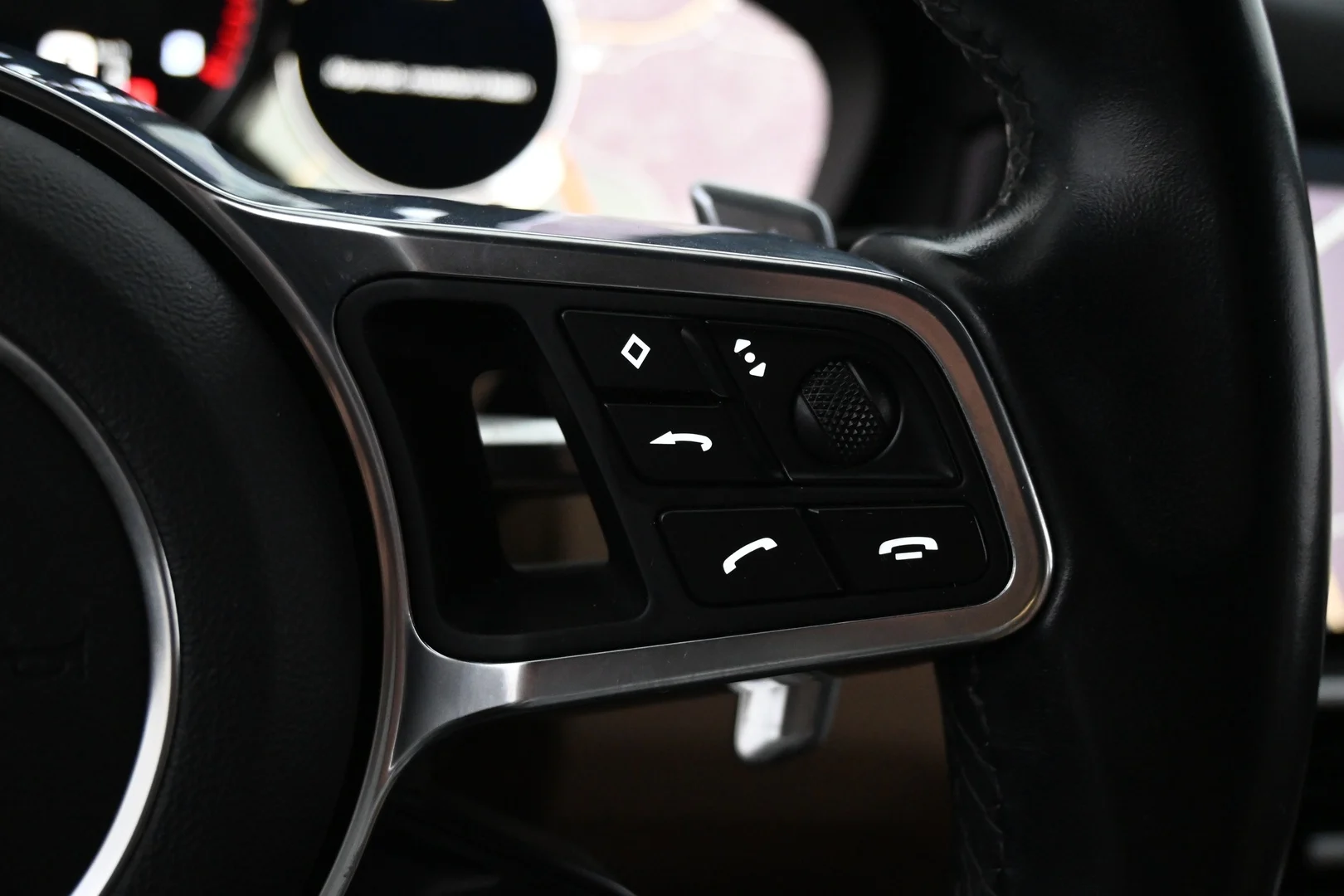 Car Image - 5mUsJwtG5P0Ugz4Ym8yZGq