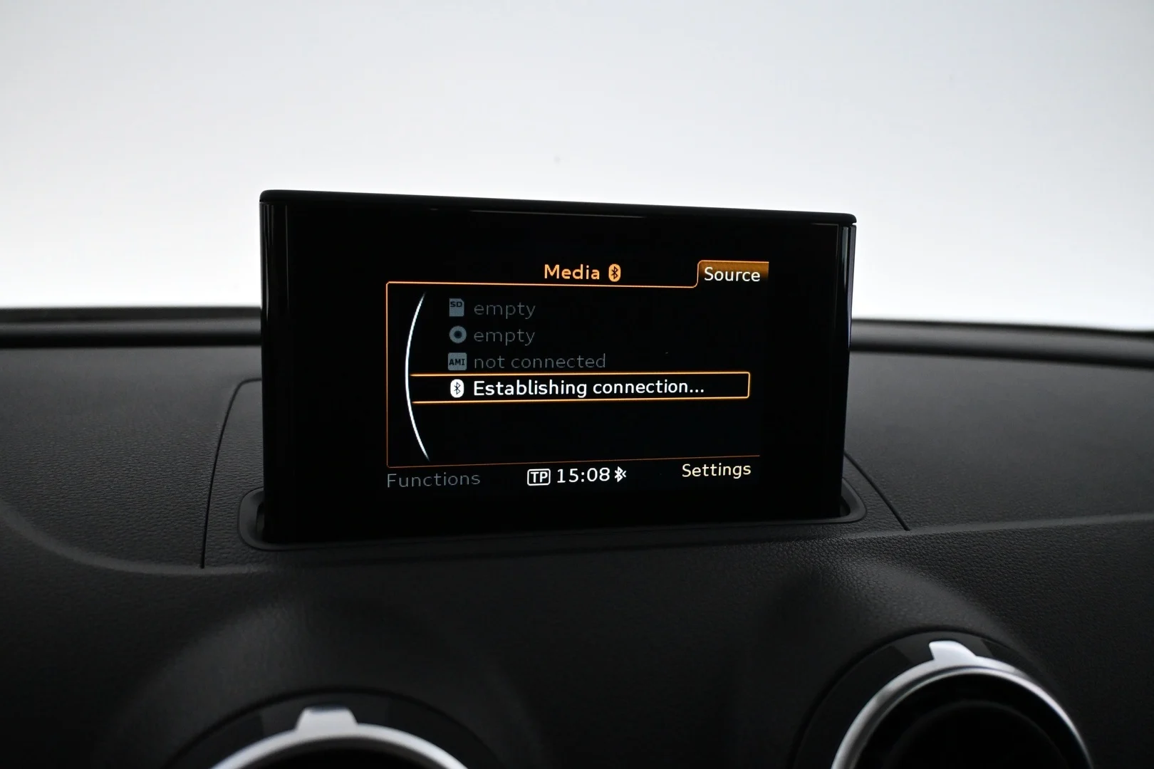 Car Image - 2qXf6kFNL5MZsO0z3wZsRi