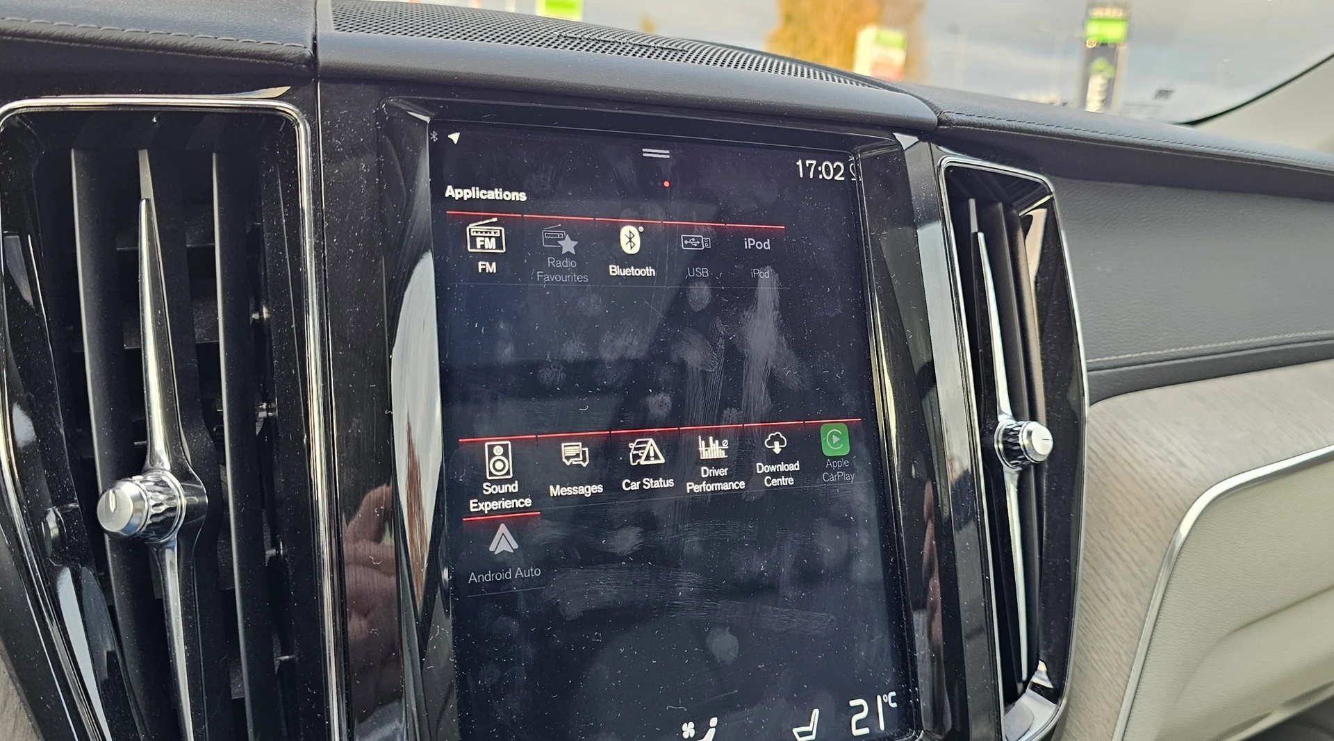 Car Image - 6IZSjjX0oA9OgaMk56g7kd