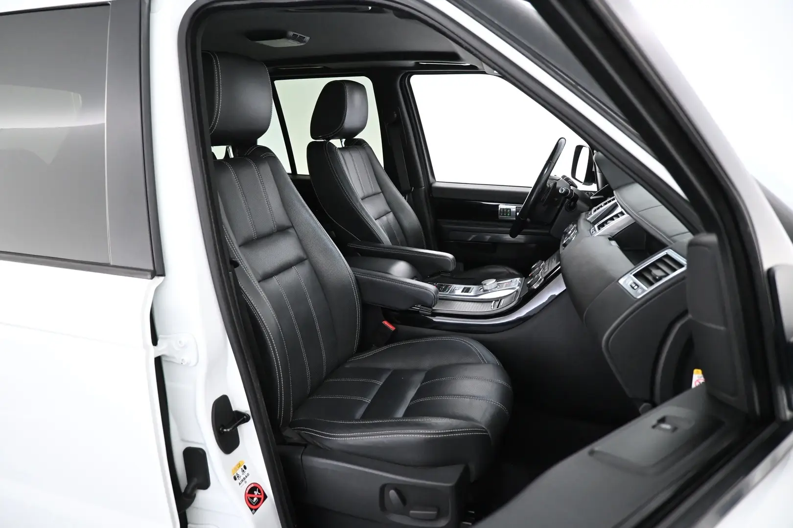 Car Image - 1rQyqZGrpRsGKZQNXO9QXI