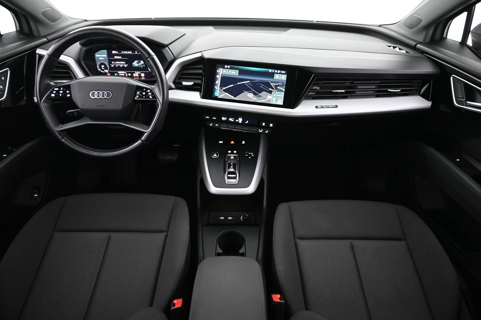 Car Image - 4MkSFGZnh8MnFvbDVEJKpg