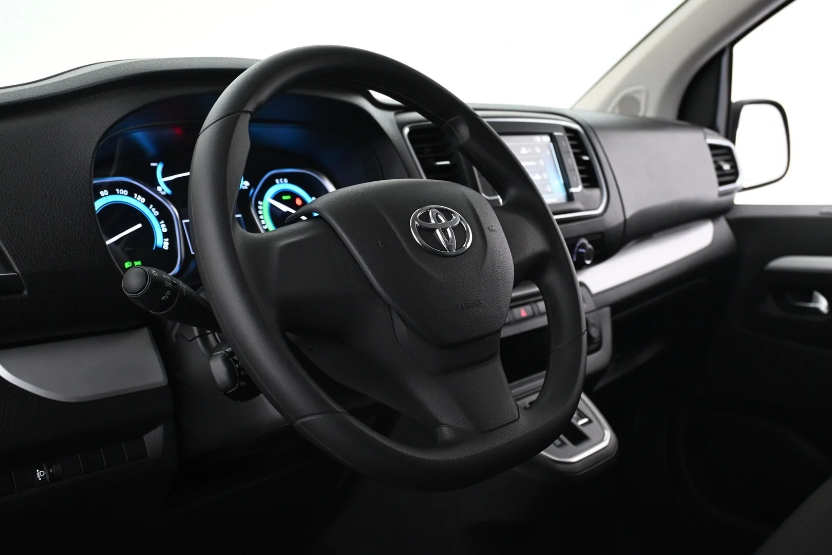 Car Image - 4EbNjsYa0u3fIhQxfy3PPi