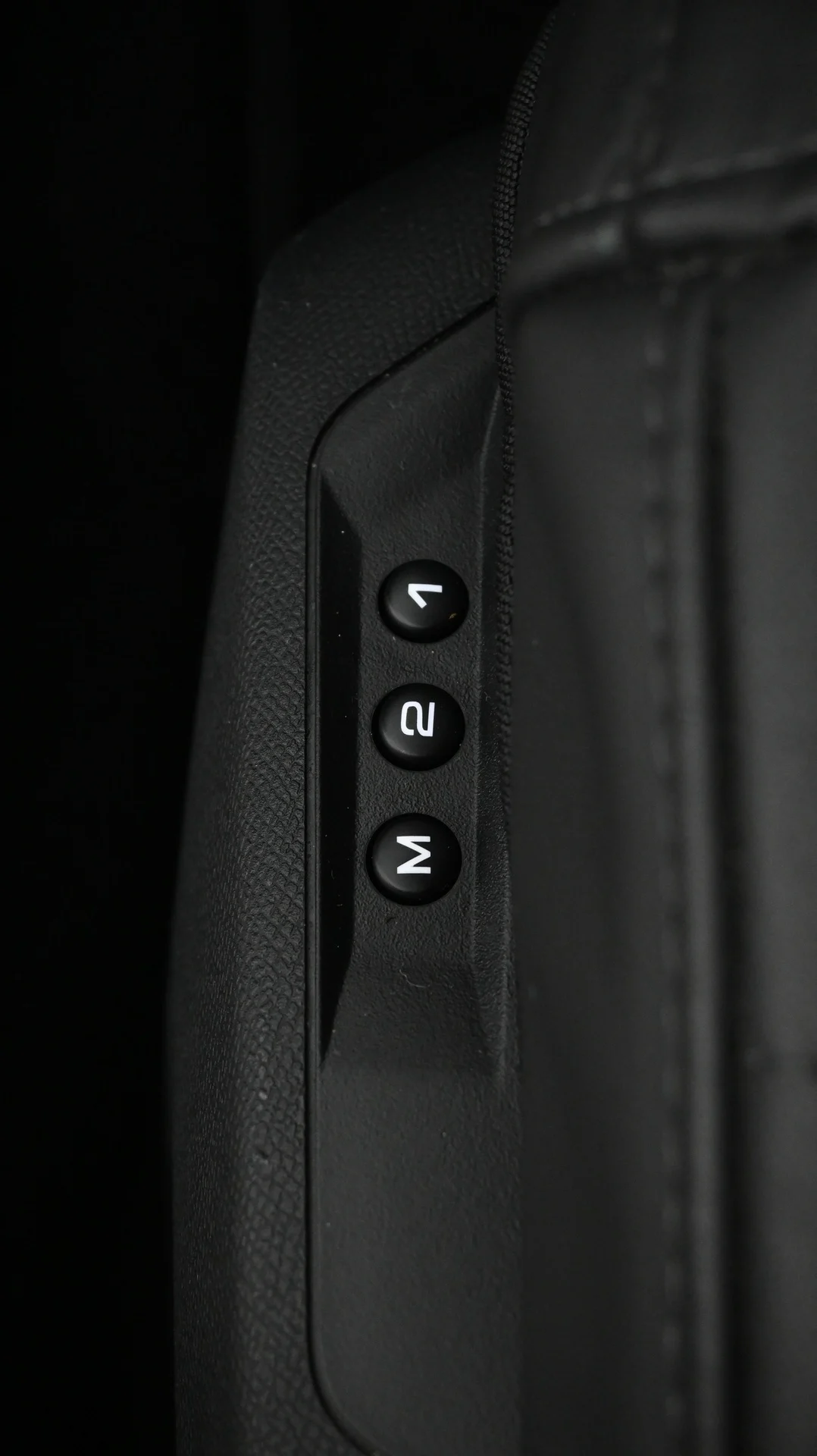 Car Image - 7auz4mGEqwP31sboCBlBDc