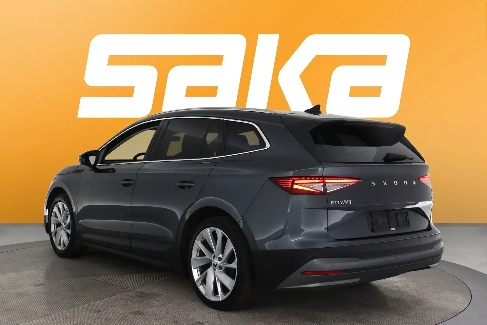Car Image - 5uEqax3KqAD7QXfBWXO9ri