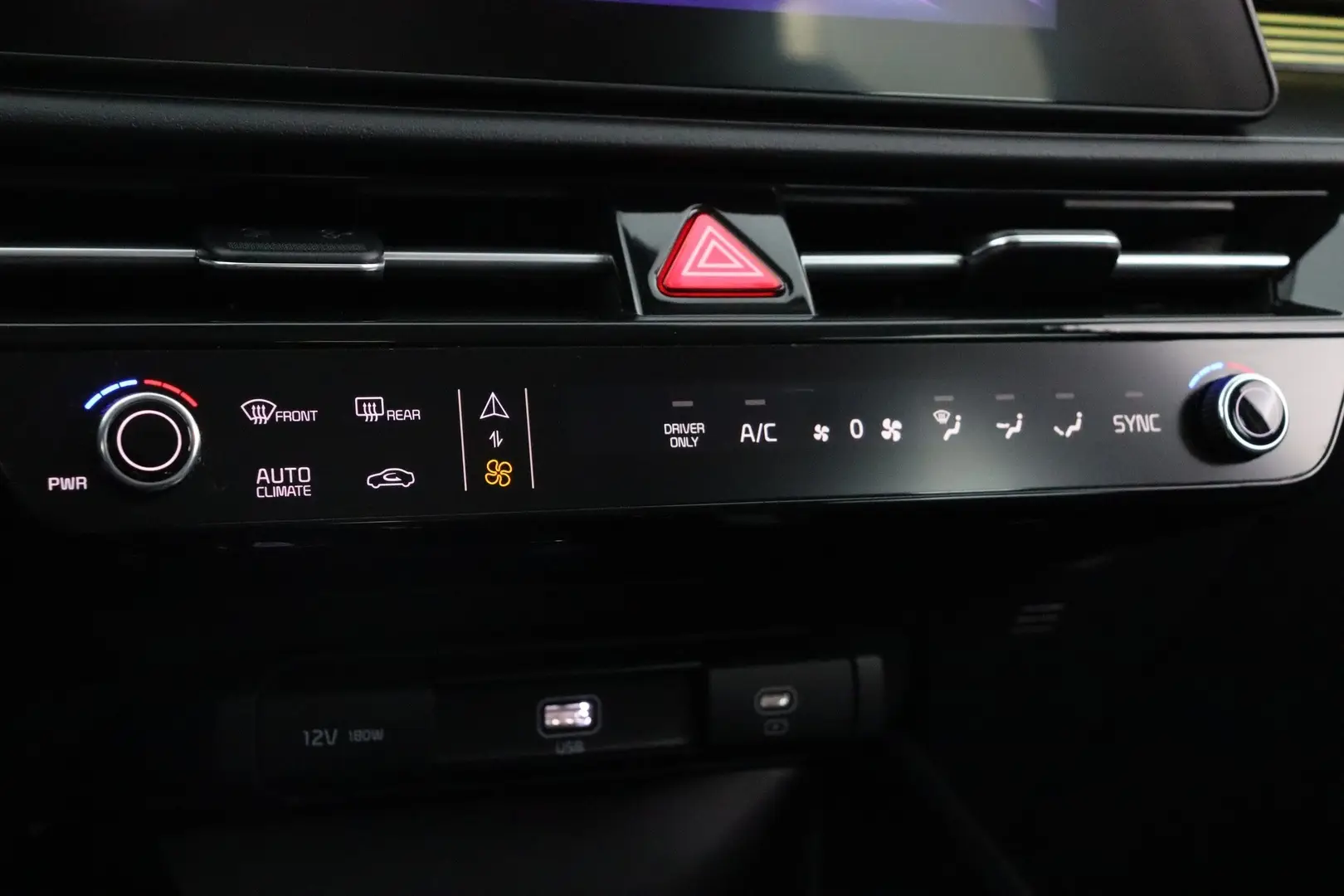 Car Image - 1scY3K837s6tWXU4jsqTk5