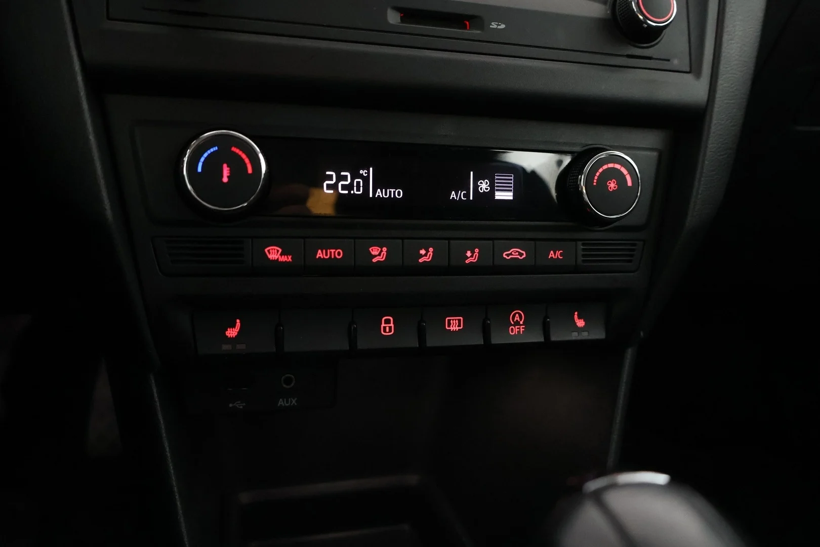Car Image - 4sxqvNCqpJUUz6jqQG4T43