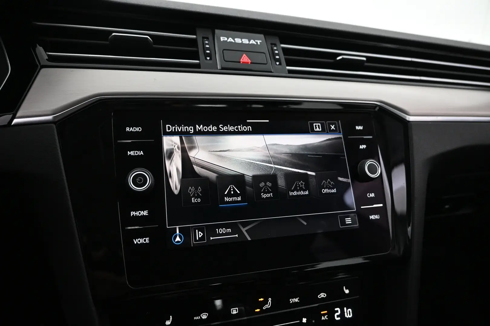 Car Image - 2JTnEZYd6C6Beq0T0ynYla