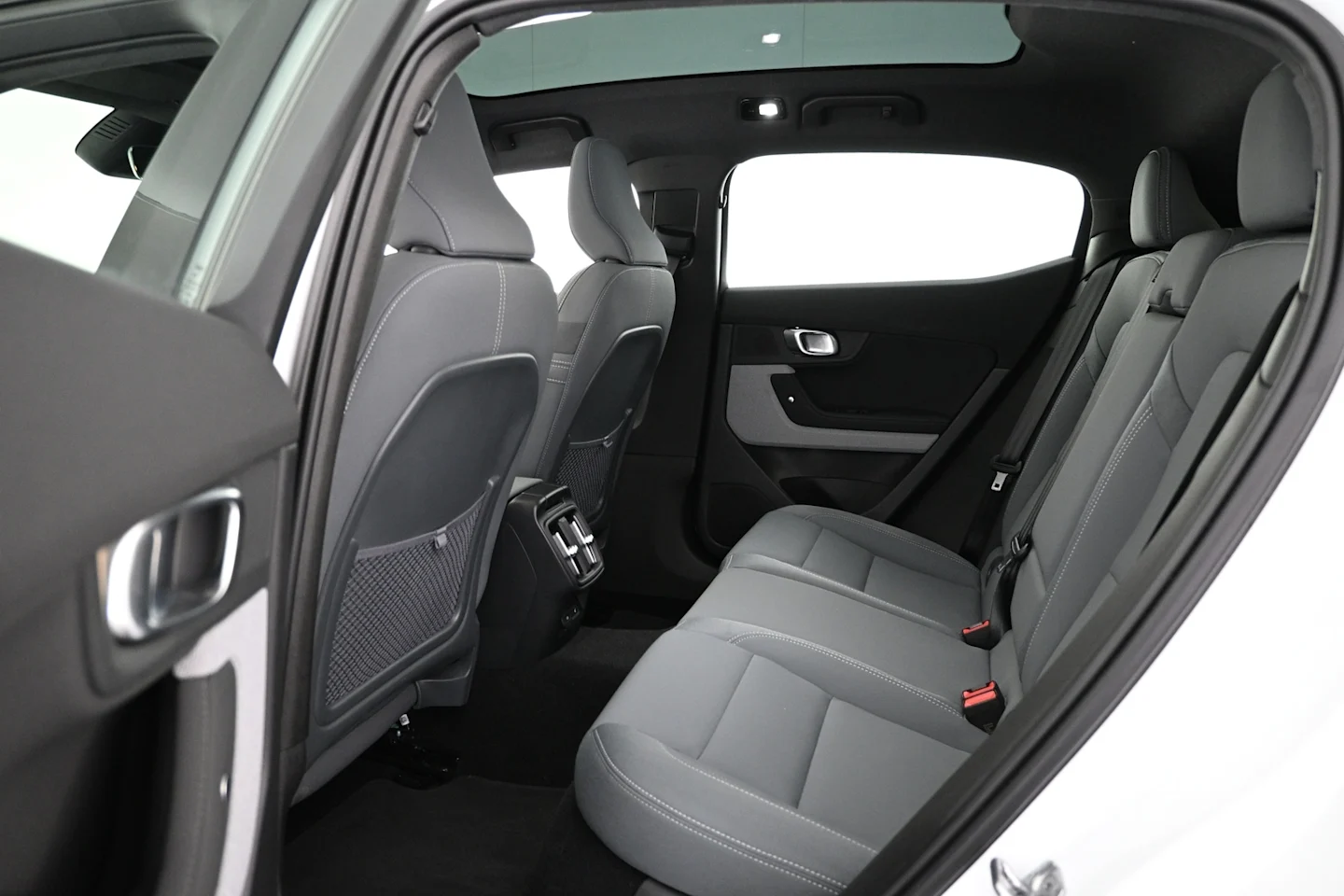 Car Image - 1HBPEfTzW0mCTPN1XEEJzj