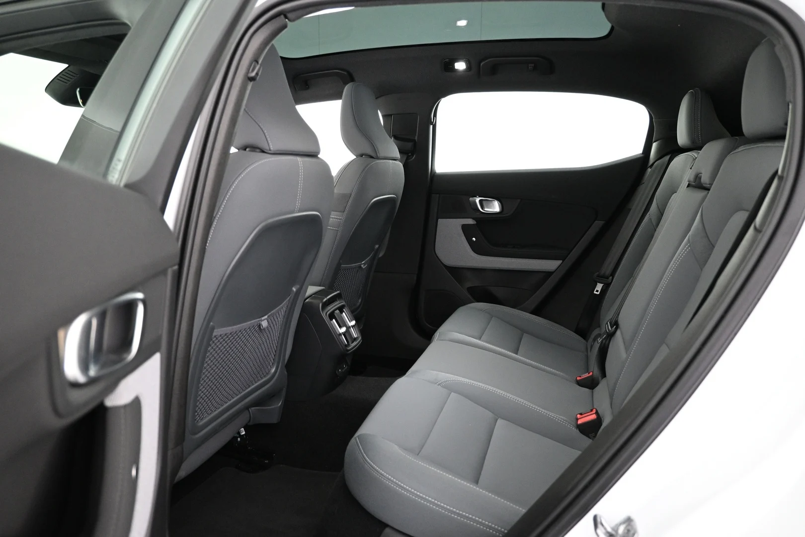 Car Image - 1HBPEfTzW0mCTPN1XEEJzj