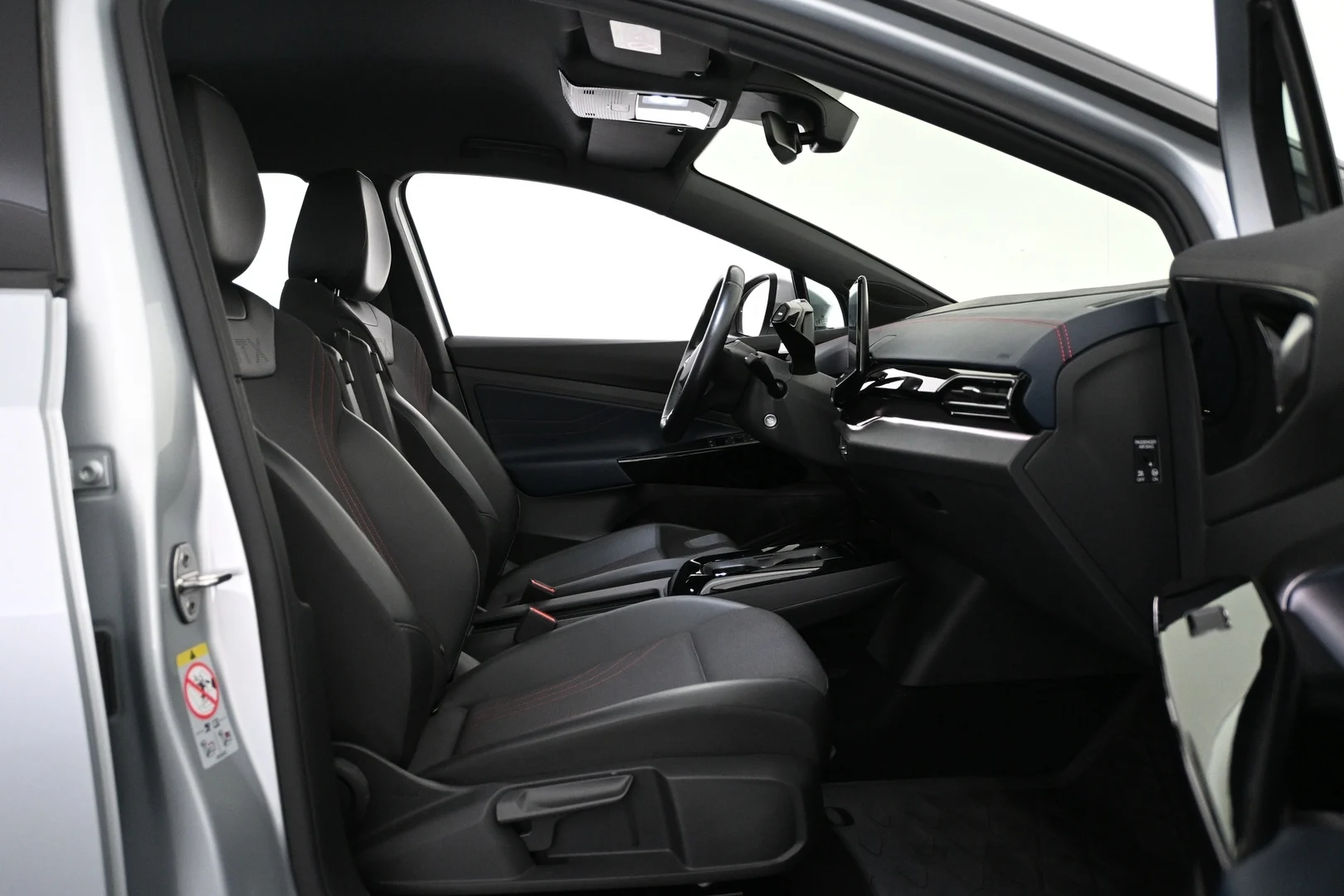 Car Image - 3mOEqZLxwsHhKxAS6kkk9h