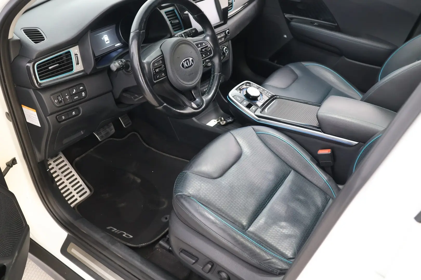 Car Image - 14uESrhtJrsBuOifHDtYnE