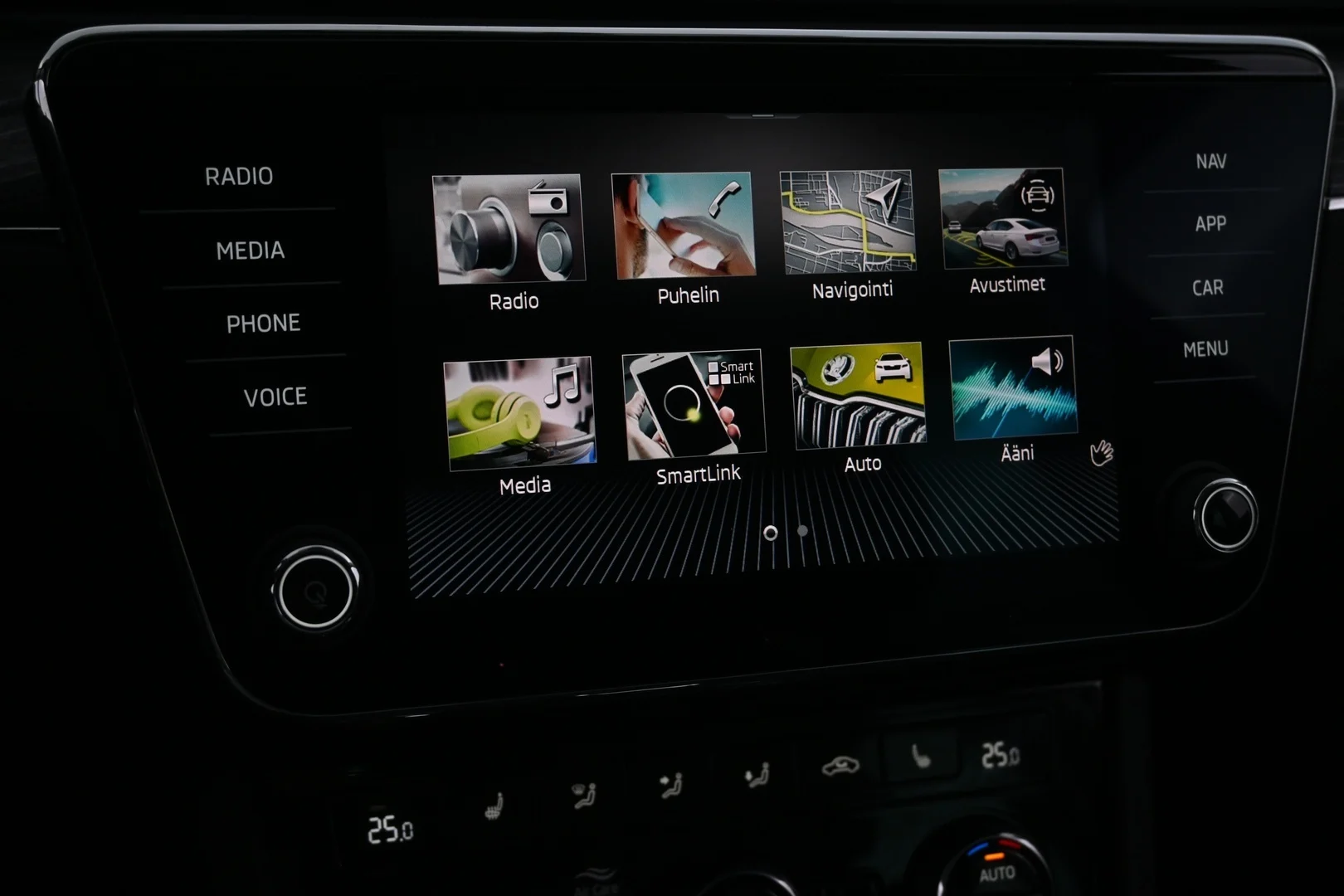Car Image - VleohPMfyjKwJ2wKS0iys