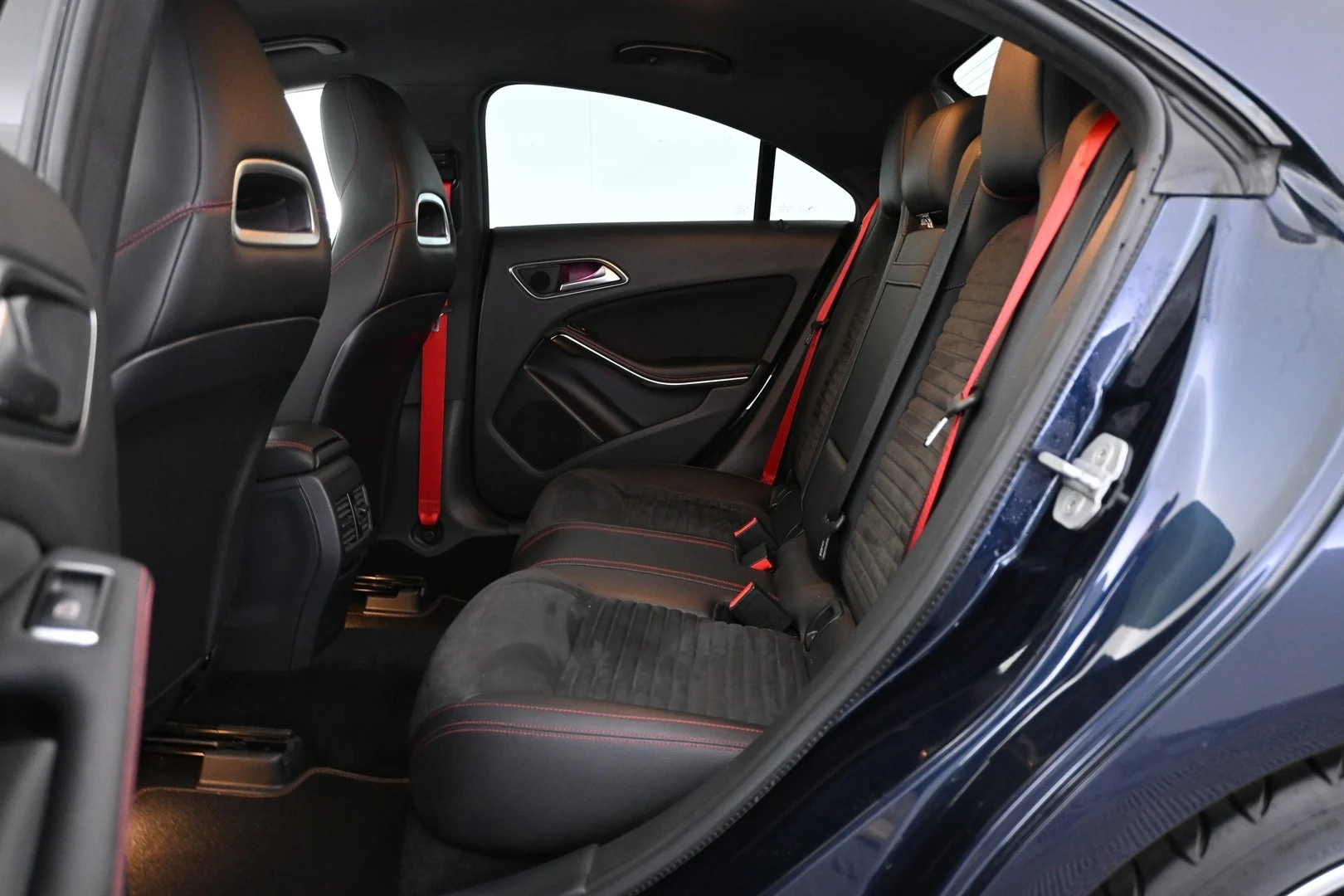 Car Image - rNCeeX40k5SbWOkZBZRkl