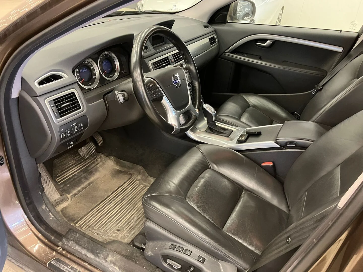 Car Image - 2OlEB7RlFmT3Dq3gOziWpj