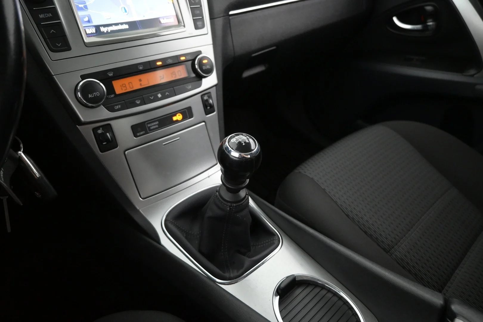 Car Image - 18iNgRHIdgoJGnJLfeAuWn