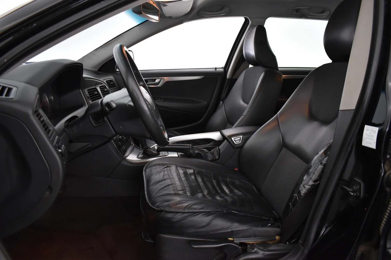 Car Image - 3LC0LFSCbQuk6VWih4UeqN