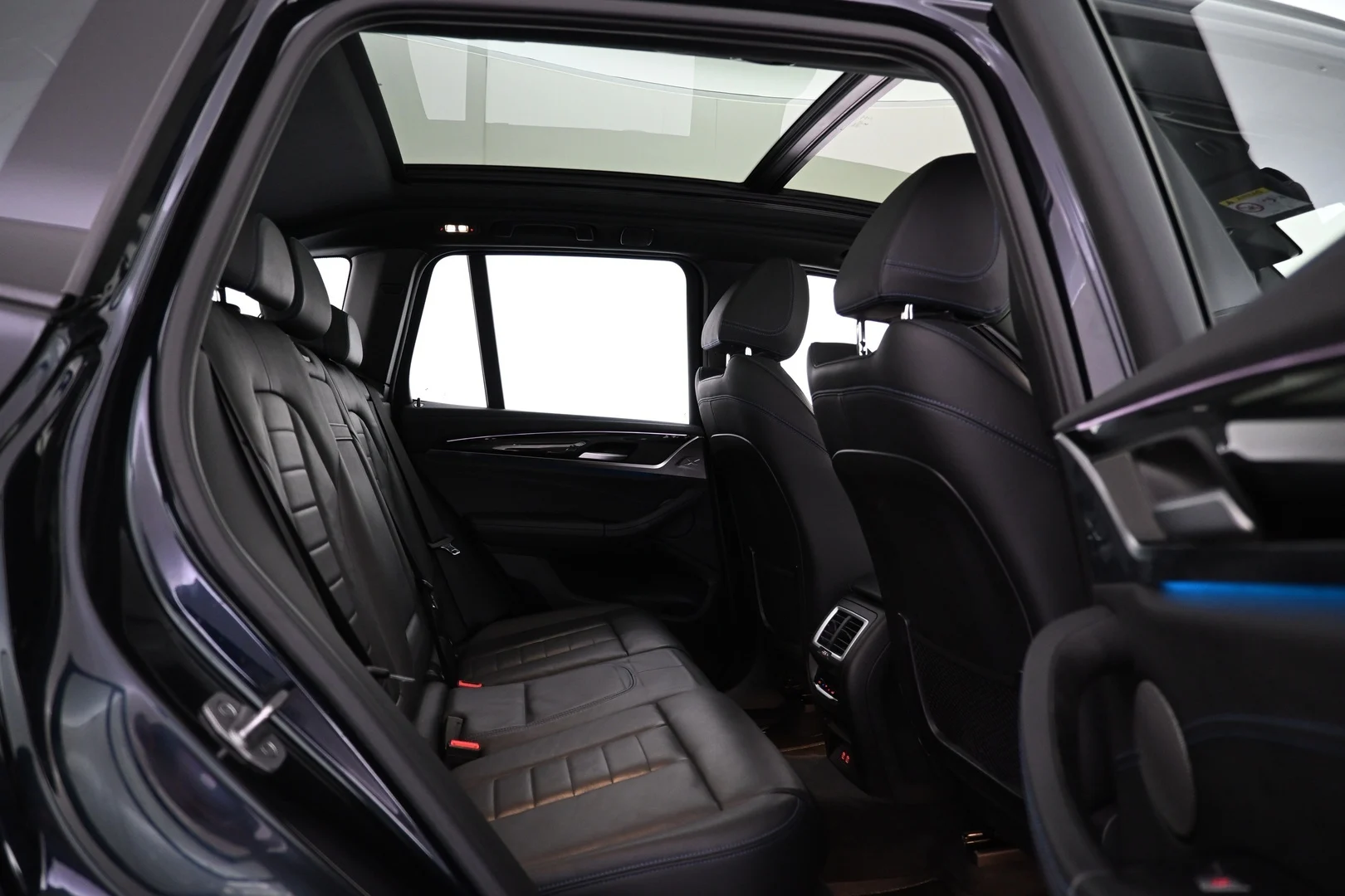 Car Image - 2alBfyijXHo47R1PhJwDSj