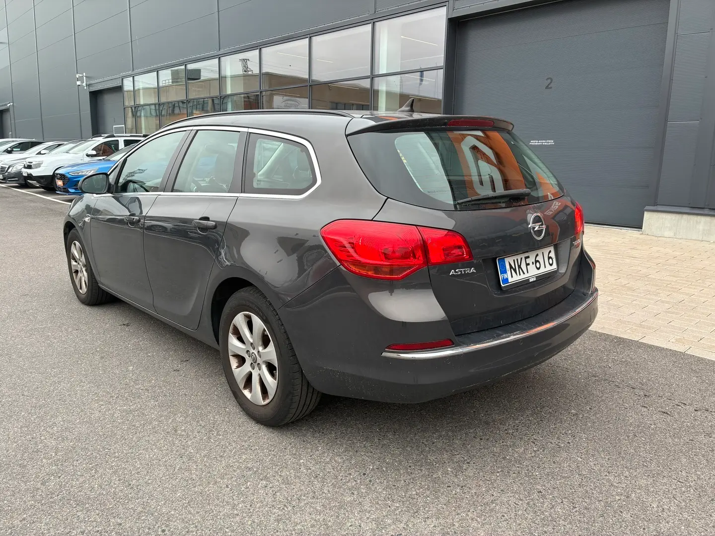 Car Image - Gtn3DDUUklp9sUbFPxS6Z