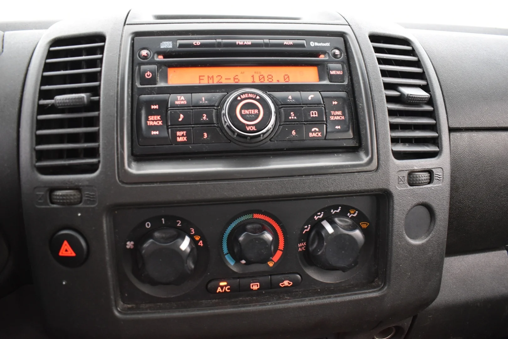Car Image - 3N6RJrFDMpZYYcAb3P4zXp