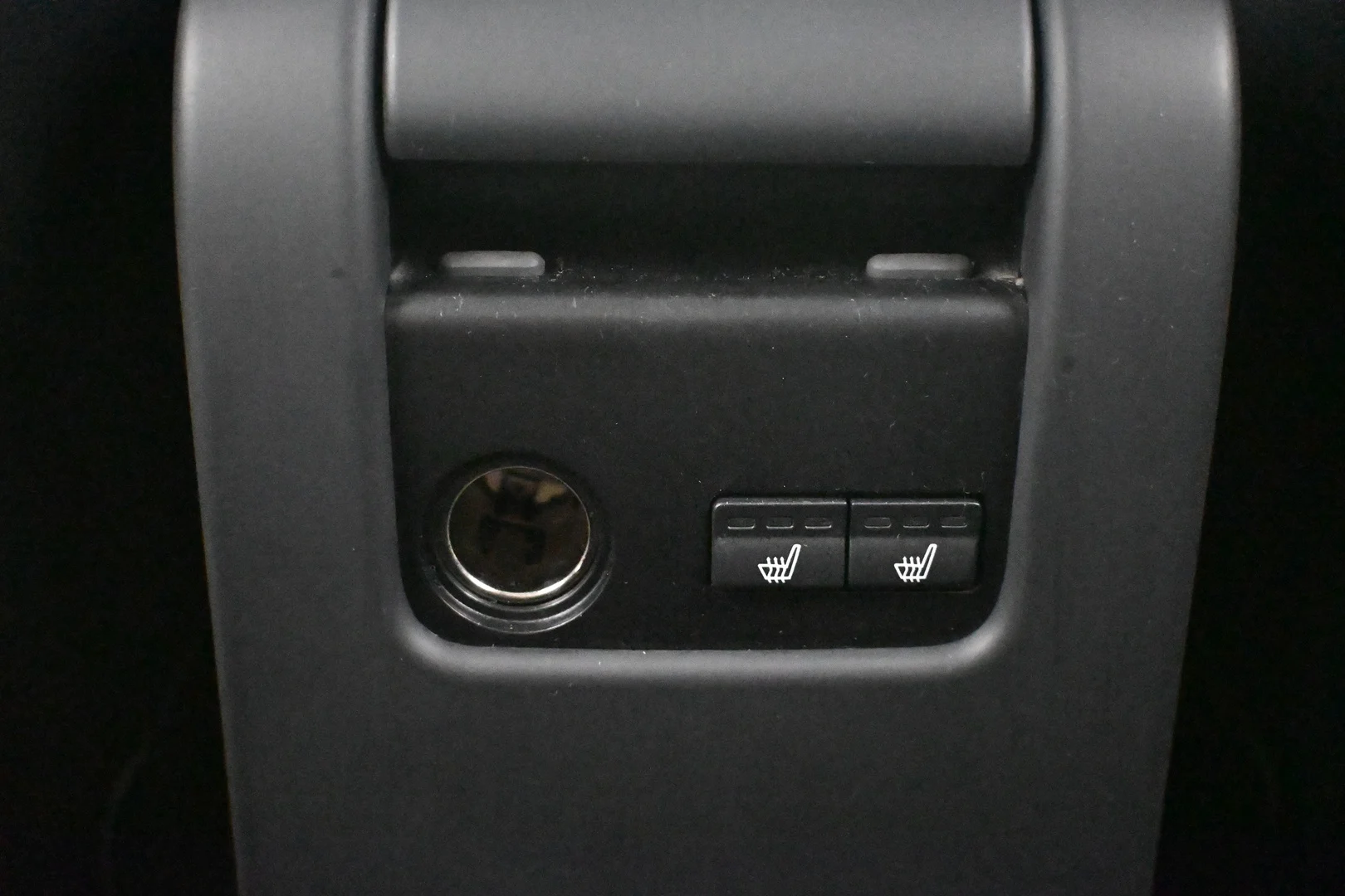 Car Image - 7dys9FGW5aYSa4CGgZzRo8