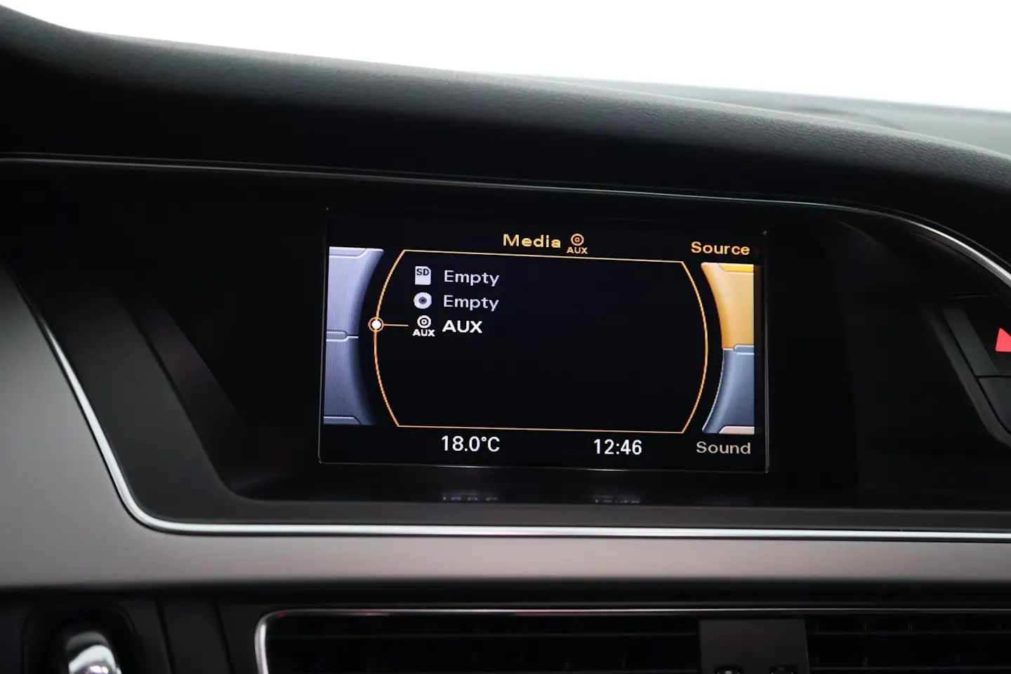 Car Image - 7HzJIOJfSh5kYWFG3XE5Kp