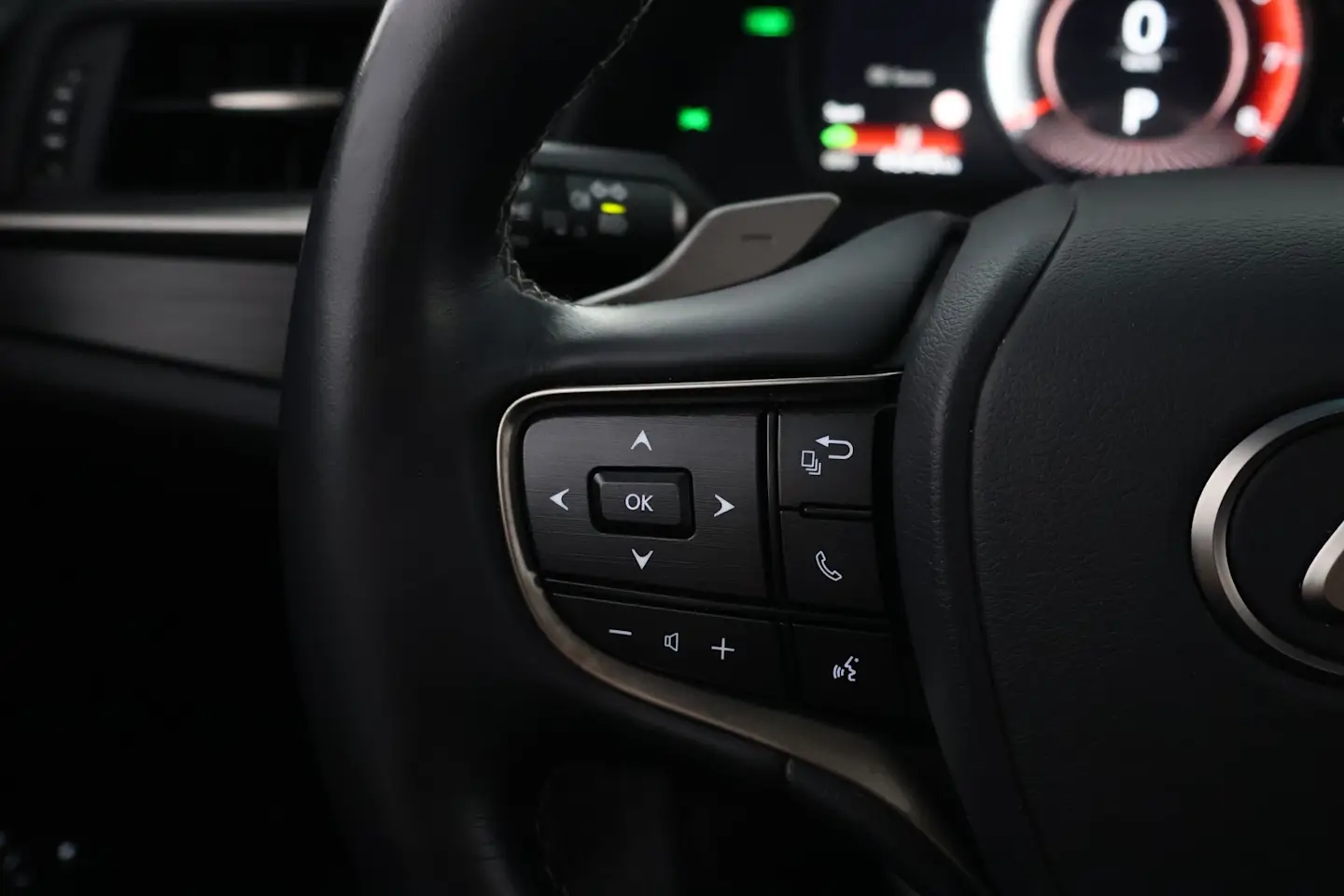 Car Image - 2sTLXuIUQt5Rx2GIwdN48F