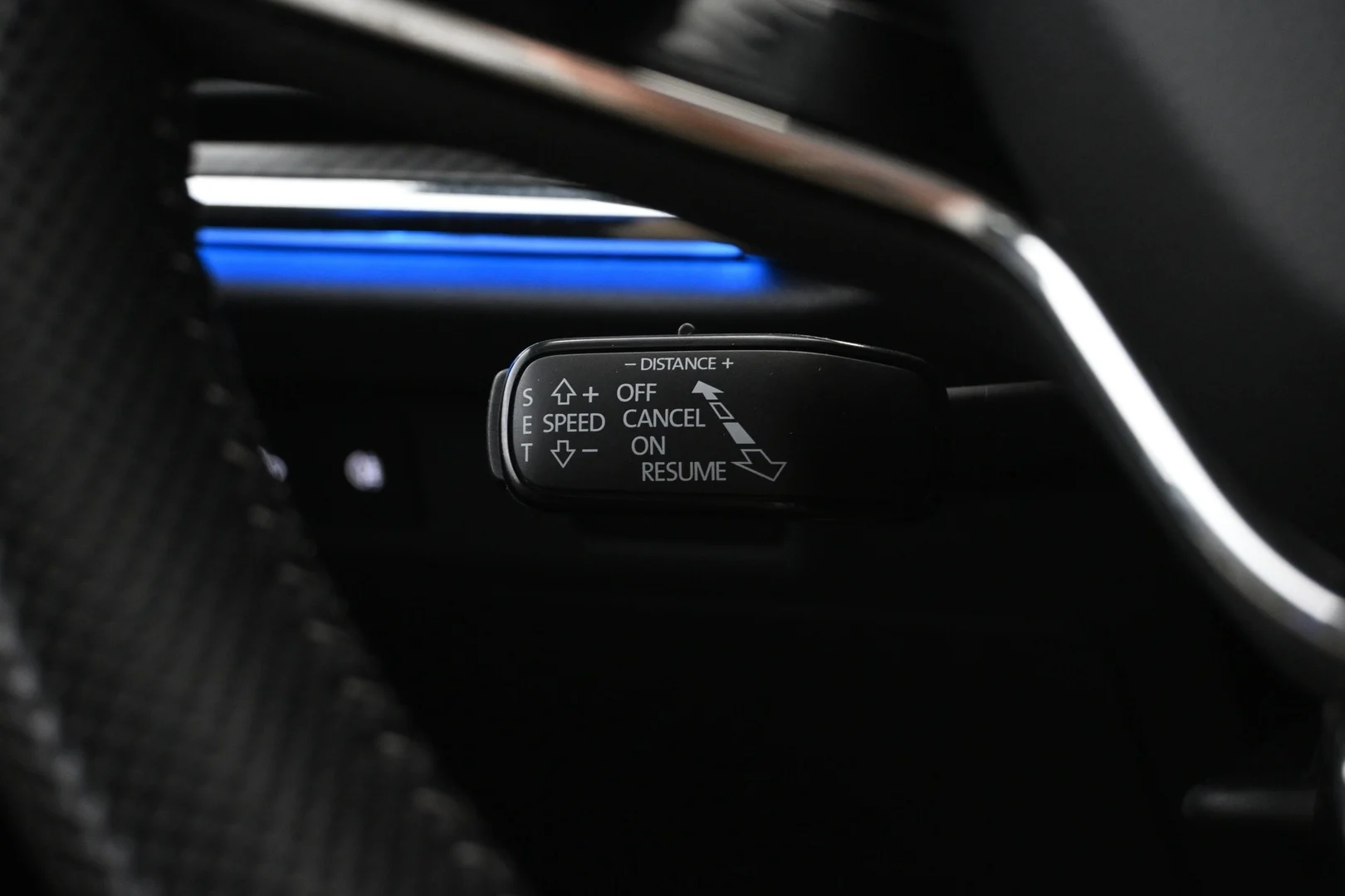 Car Image - 3Rbe9PljX8UAyfrp2WNp7o