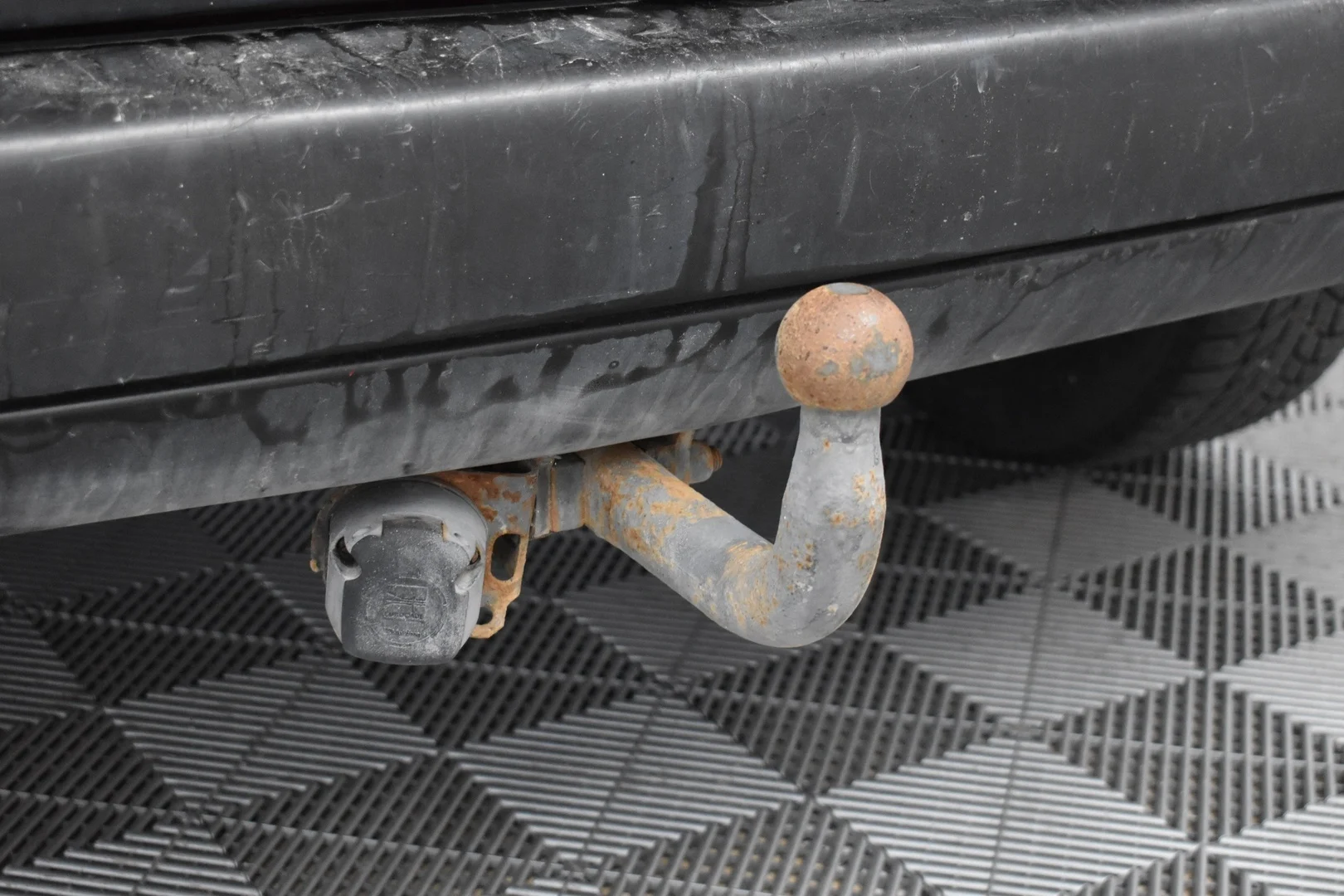 Car Image - 7s9mQolpfW3Kf3Lk1ej2q0