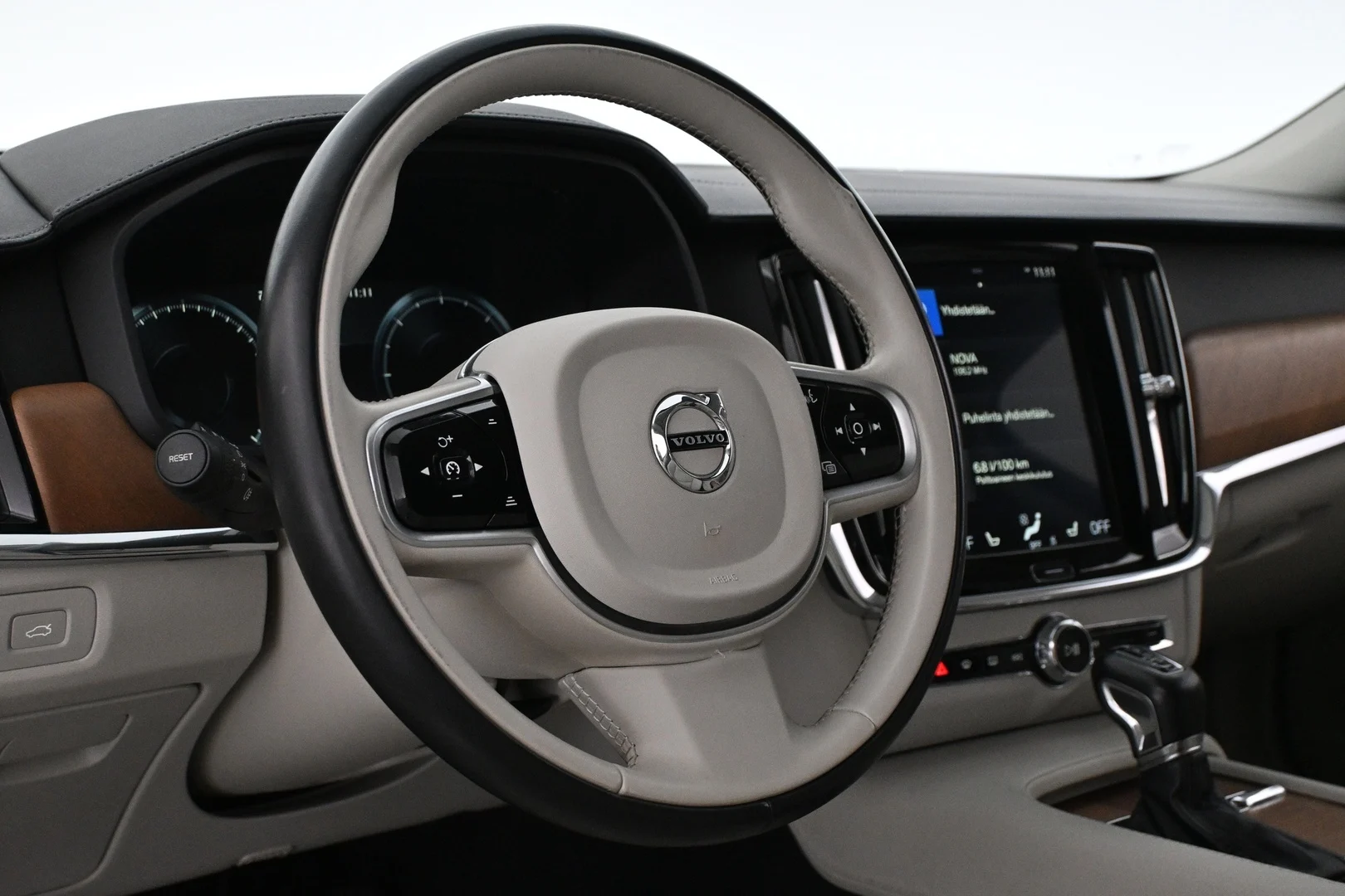 Car Image - 16IVbM3lYYzyaXl5Nr0pBO