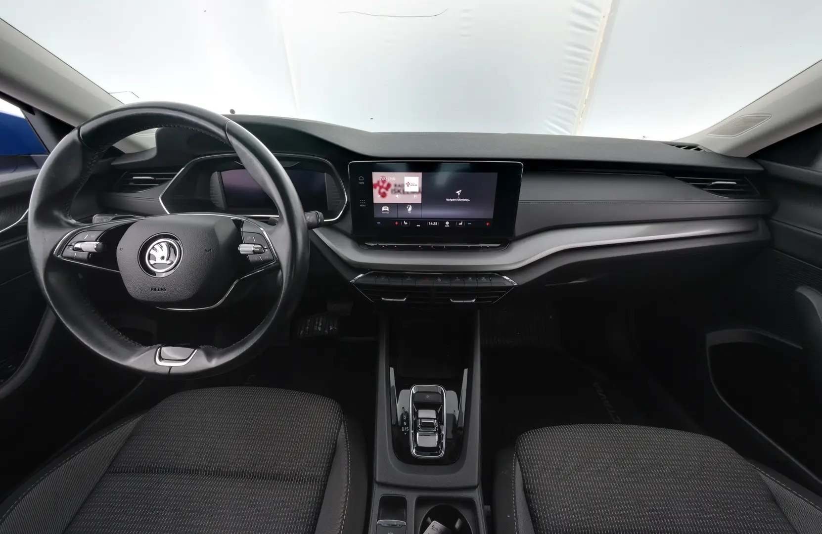 Car Image - 33MNkhqFCp1X91UKKOjfUF
