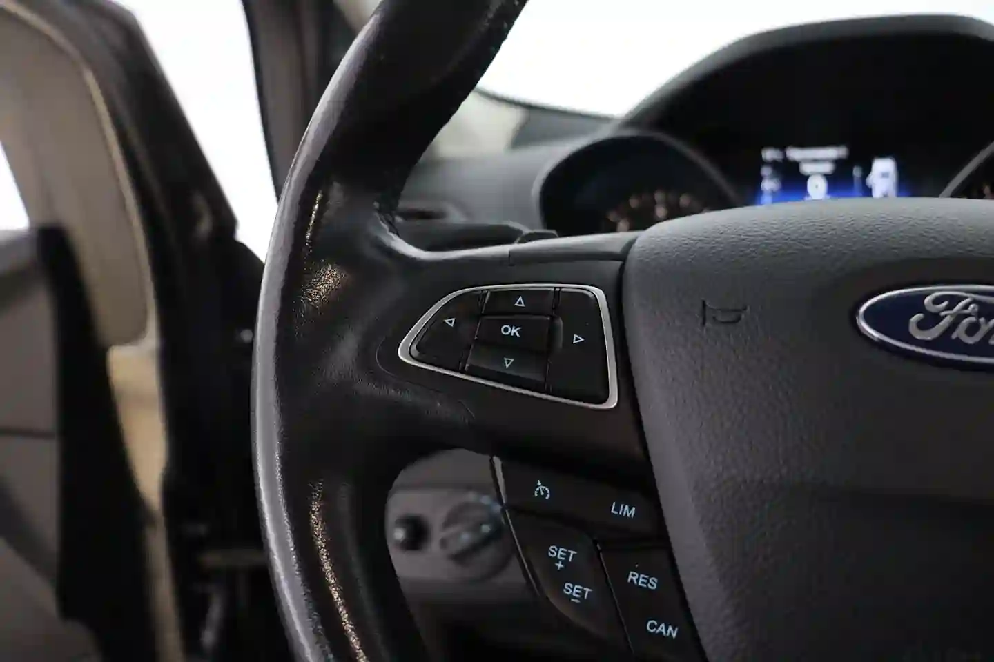 Car Image - 29bfjHLQrsexh7DAoMSAfK
