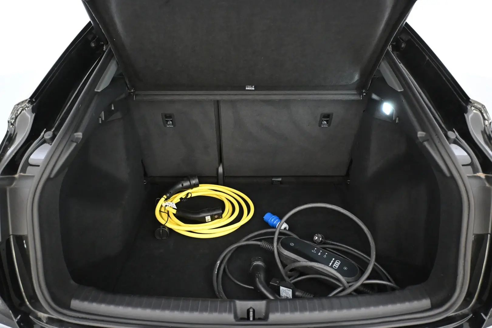 Car Image - 6MiWplxDs9qsCRSJSWO4o8