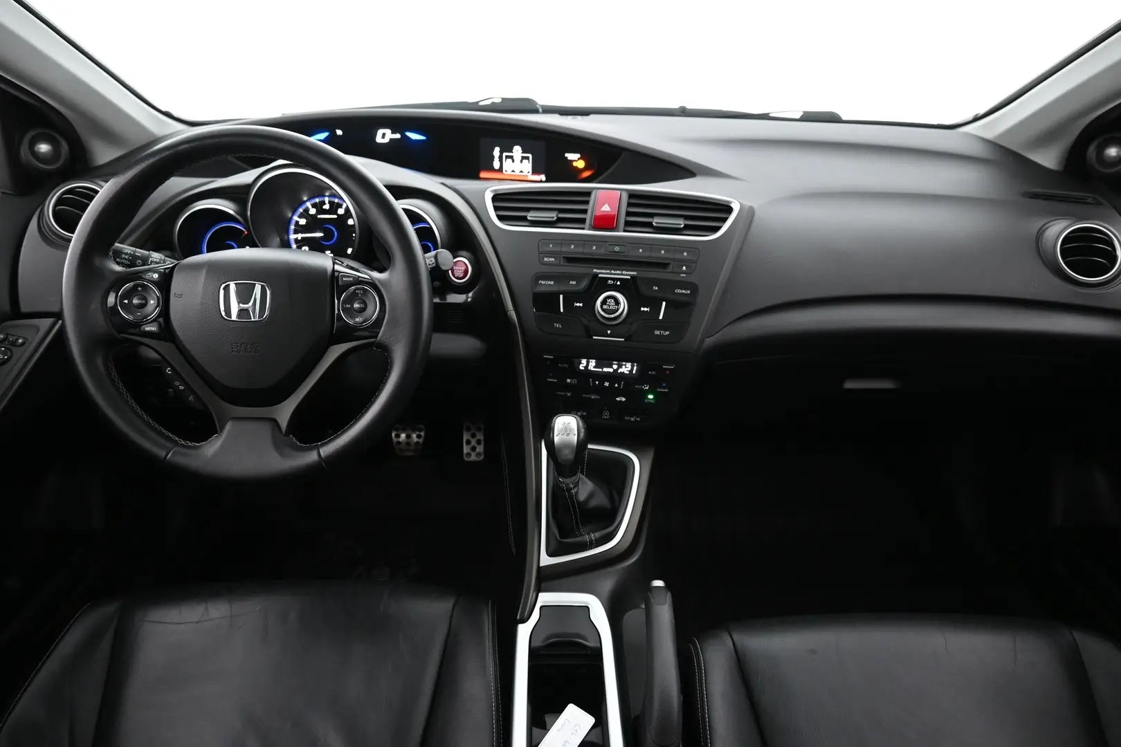 Car Image - 5QoW8PzXykiOzzhI3D5pmY