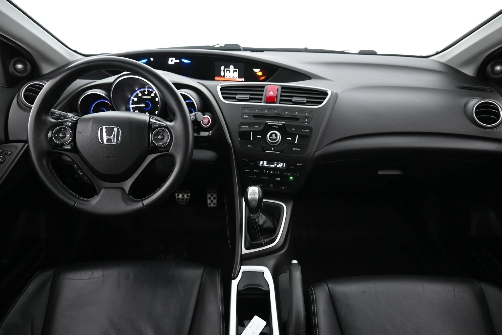 Car Image - 5QoW8PzXykiOzzhI3D5pmY