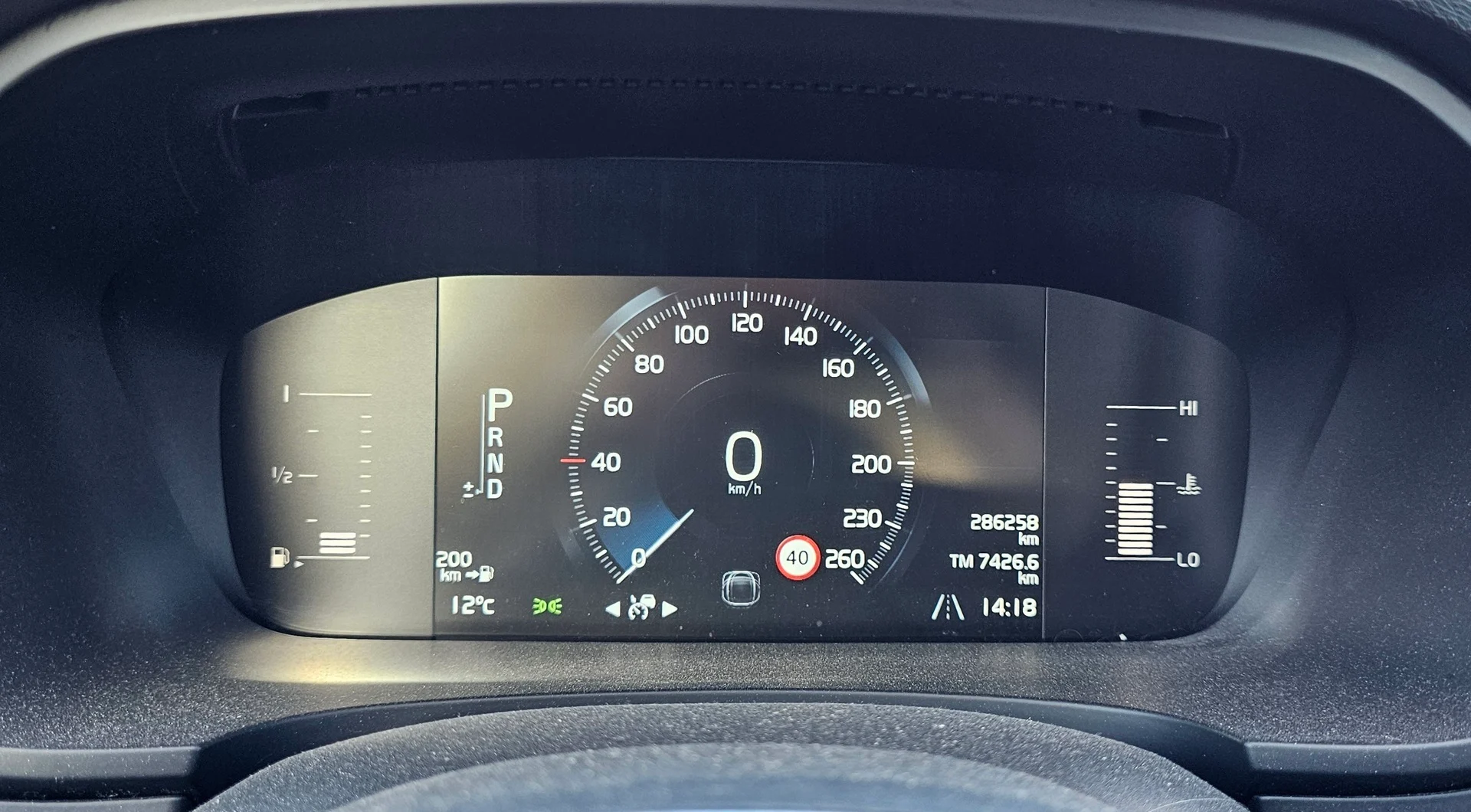 Car Image - 458ec2cBQikQRwIaNqQ32M