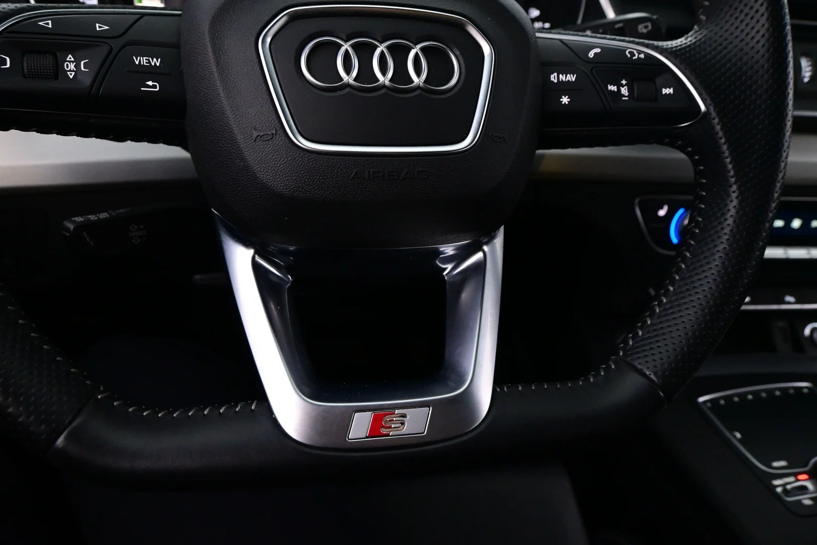 Car Image - 2LaAzPFZH6mEj3ceNtOOYl