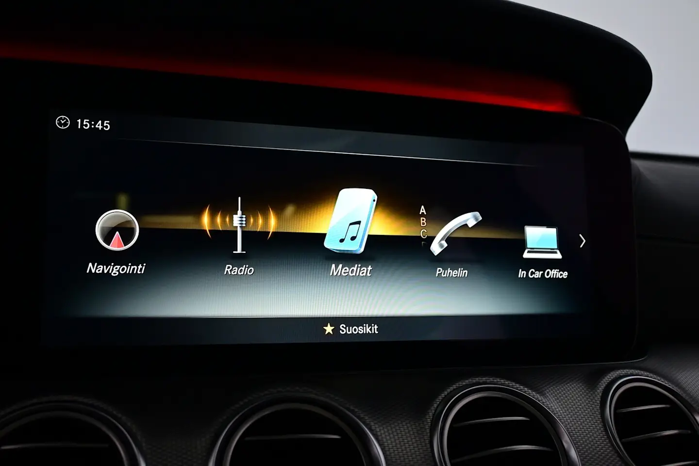 Car Image - 2F7RcurpM45RCFkMB1XRli