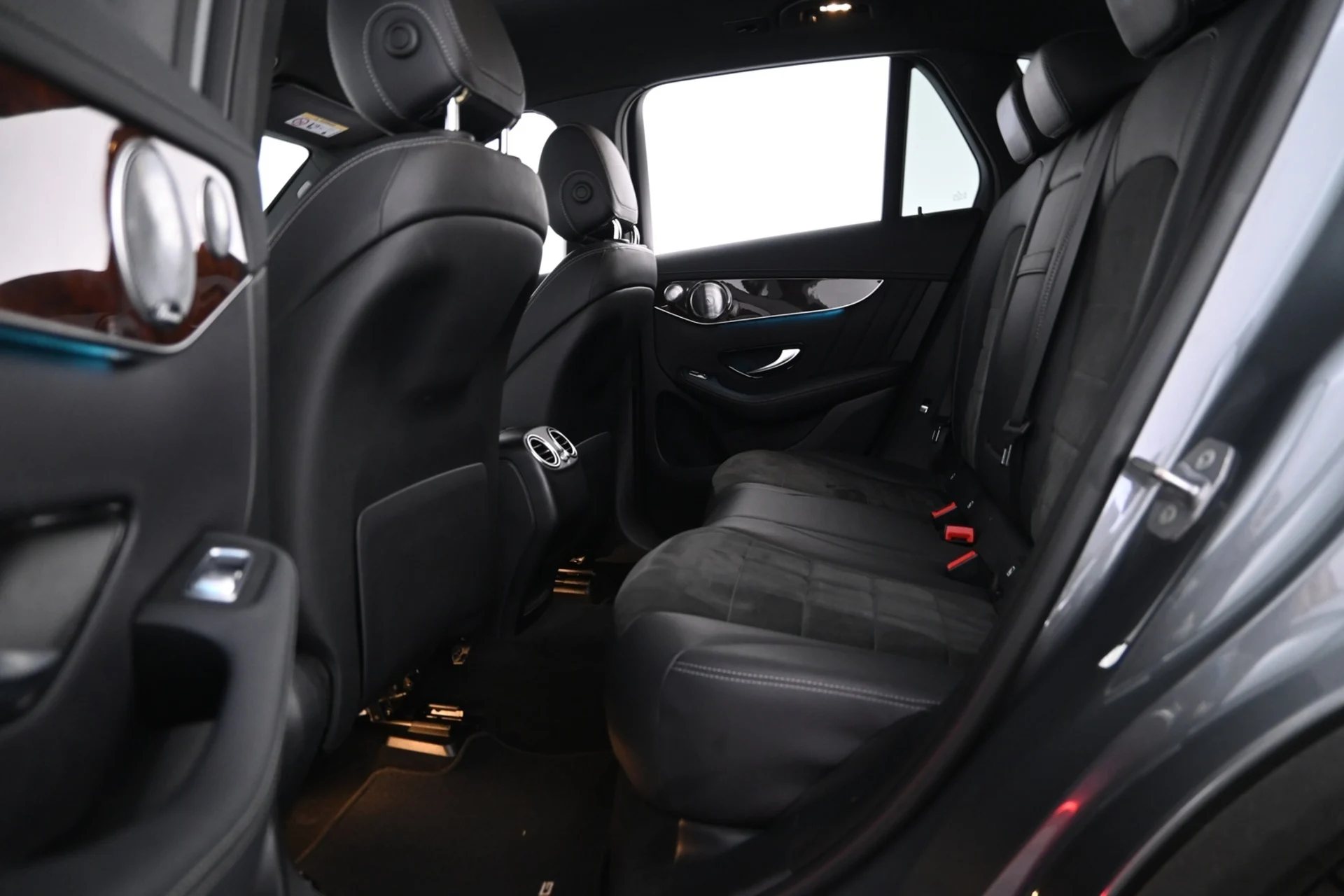 Car Image - 4RHvGbQbv1eImPt51pWnVU