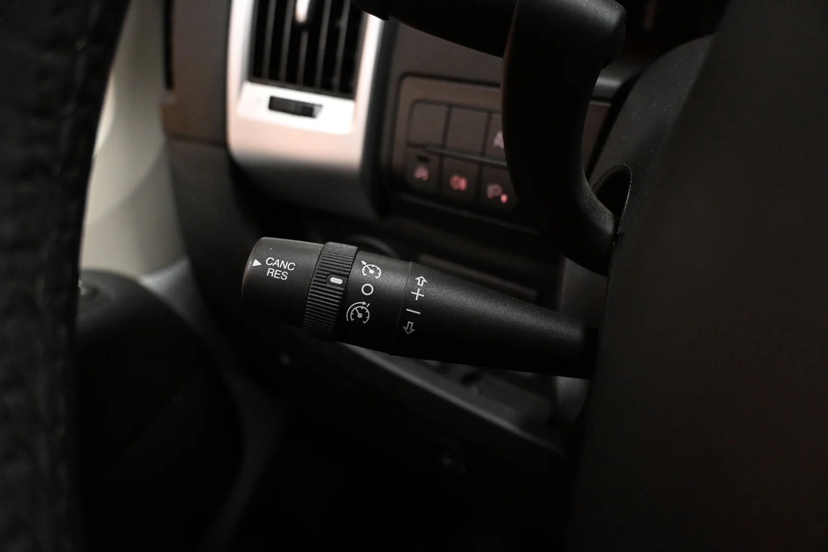 Car Image - 7qQiKkIRFnwyLyZlROBkI4