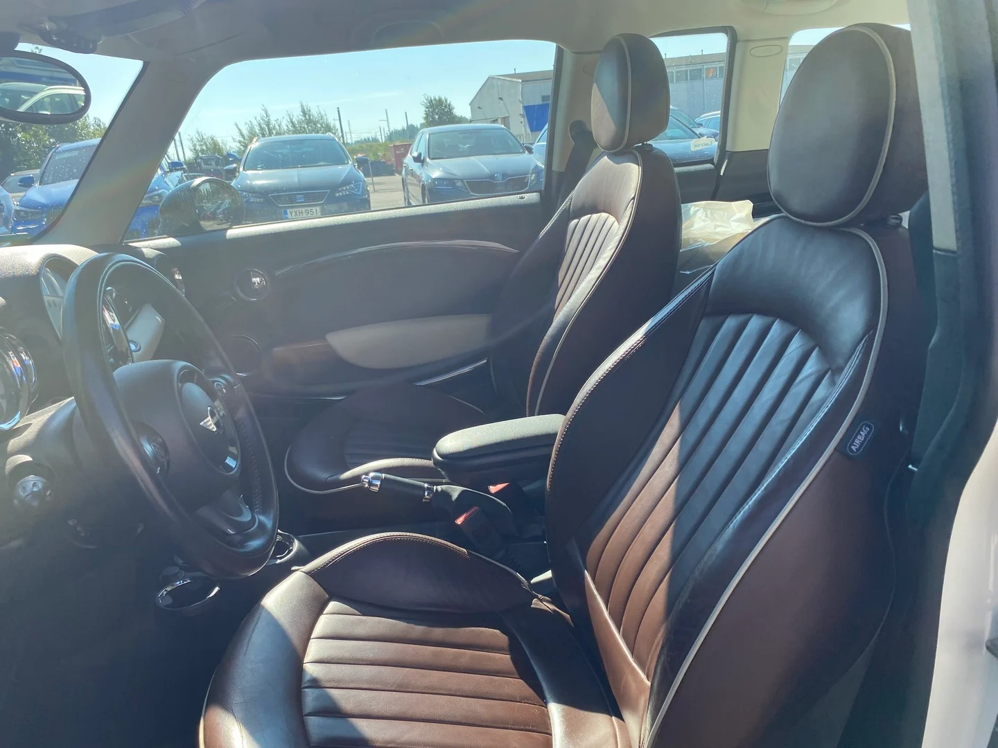 Car Image - 2tA2jxMRtGxoZJZMW5vFSV